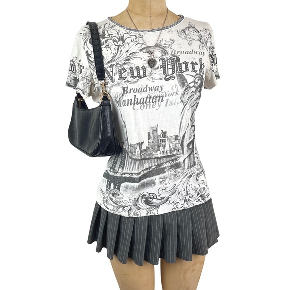 Vtg Y2K New York Hotel Graphic Tee Statue of Liberty Sz M 2000s Cyber Streetwear - Picture 2 of 7